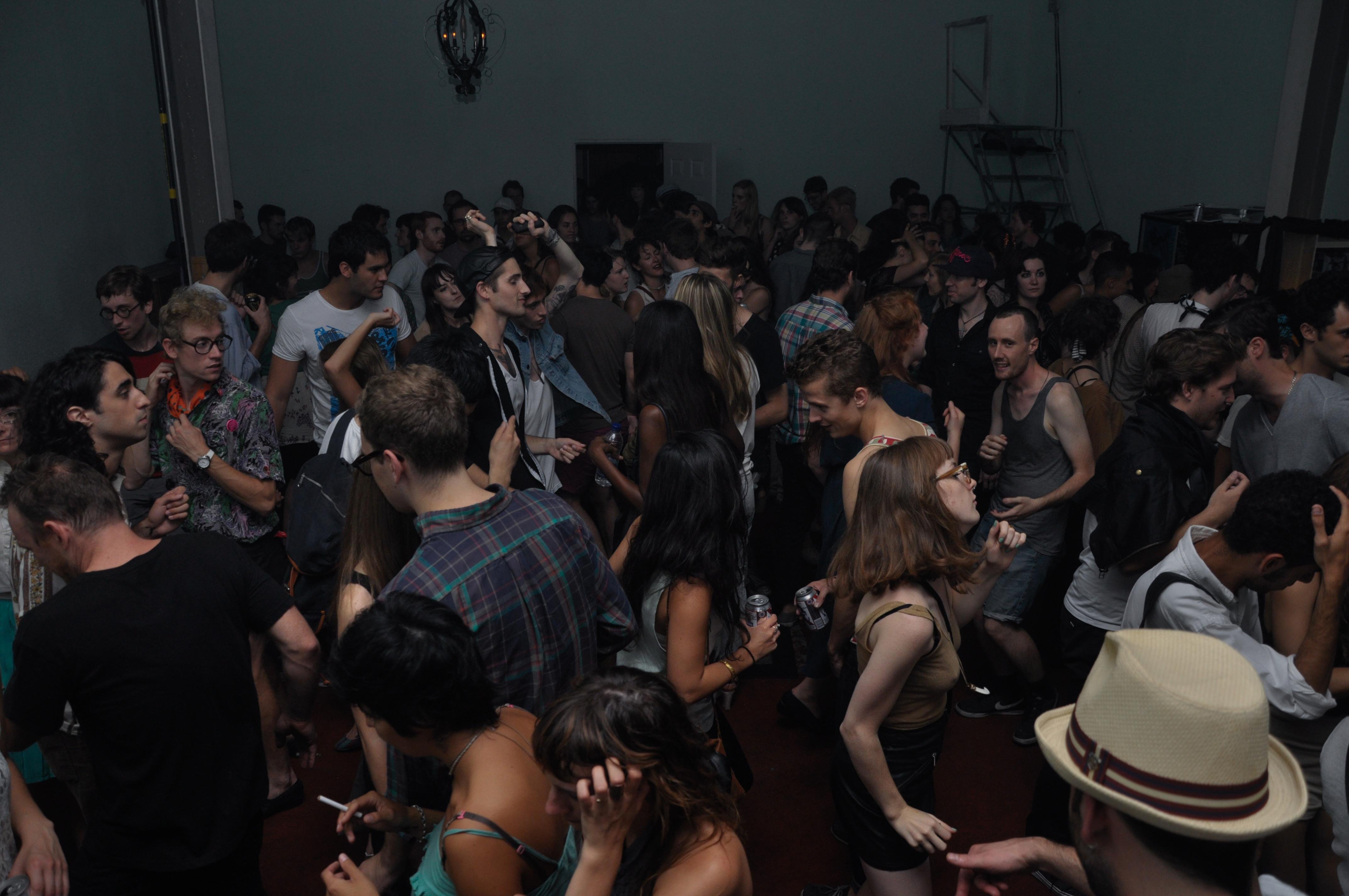 Nightclubbing: Torn Curtain | Red Bull Music Academy Daily